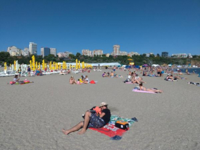 Apartament Promenada, 3 camere, max 6 persoane, locatie ideala, 10 min de mers pana la plaja